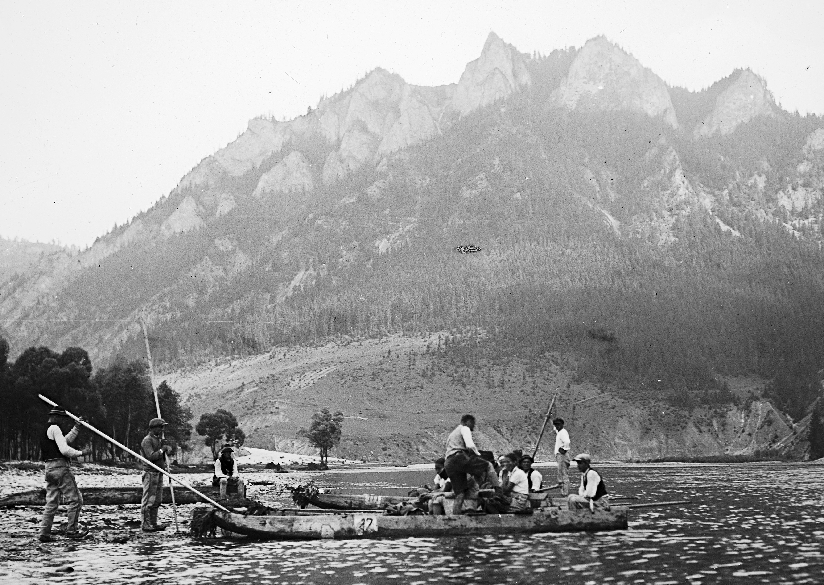Hohe Tatra, August 1929, Floßfahrt auf dem Dunaje